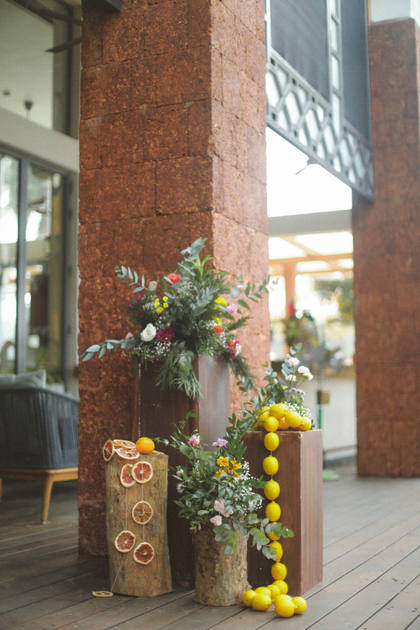 Floral detail and Photo-op — Brunch decor — Alila Diwa Goa